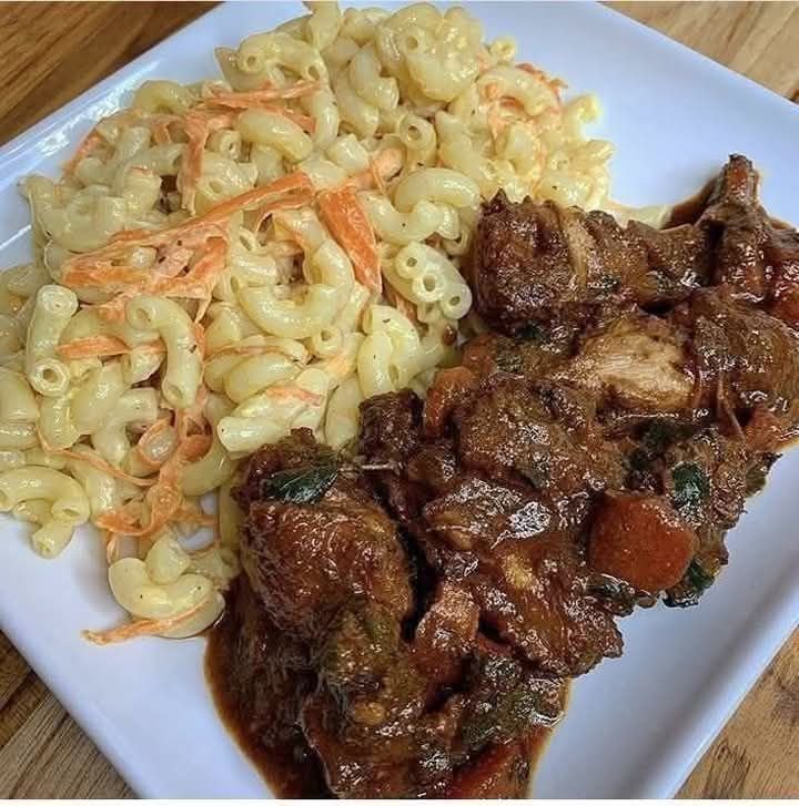 Brown Stew Chicken with Macaroni Salad
